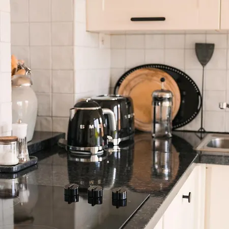 Calm Private Garden Seaview Shared Pool Parking * Bandol