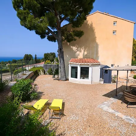 Calm Private Garden Seaview Shared Pool Parking Appartement Bandol