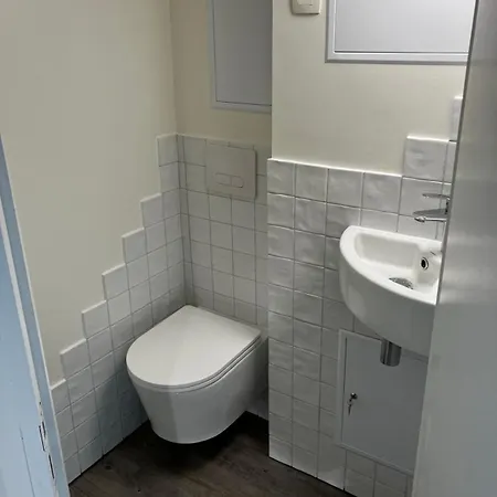 Calm Private Garden Seaview Shared Pool Parking