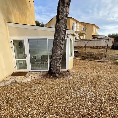 Calm Private Garden Seaview Shared Pool Parking Appartement *