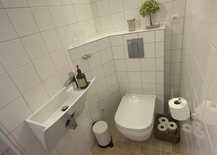 Calm Private Garden Seaview Shared Pool Parking *