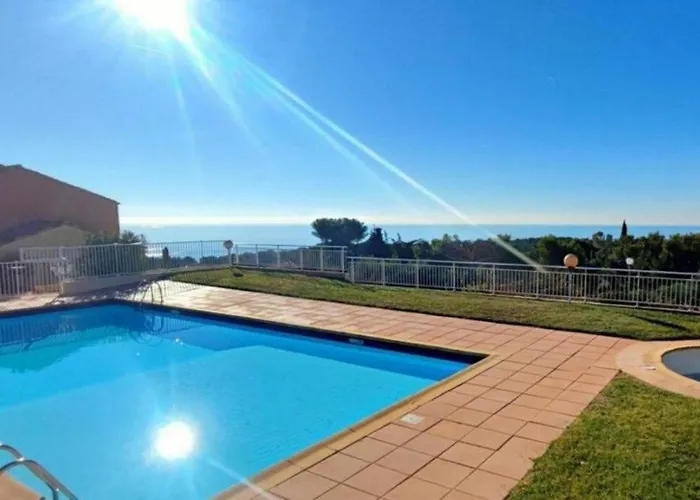 Calm Private Garden Seaview Shared Pool Parking Bandol