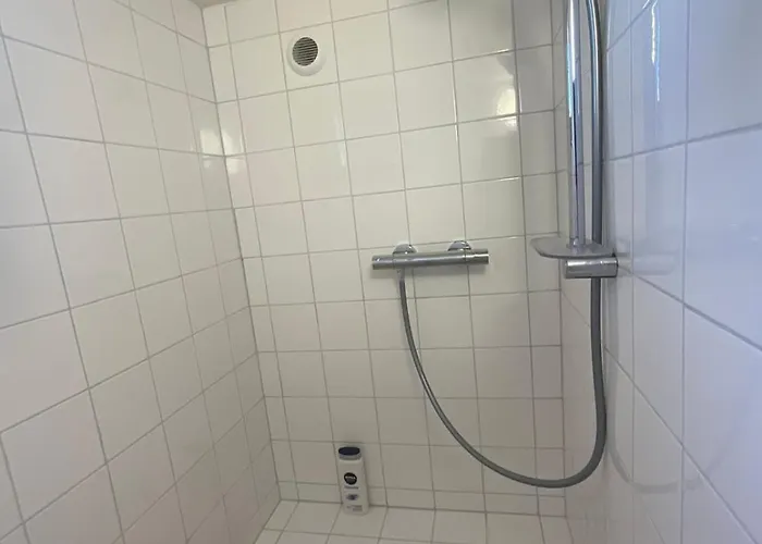 Calm Private Garden Seaview Shared Pool Parking Appartement Bandol