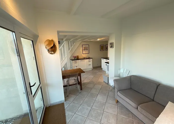 Calm Private Garden Seaview Shared Pool Parking Bandol