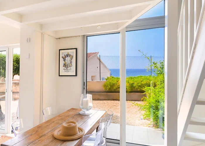 Calm Private Garden Seaview Shared Pool Parking * Bandol